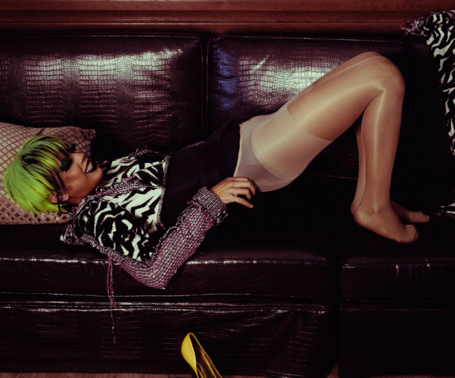 टाइट ड्रेस में फिट होने के 5 कमाल के टिप्स एंड ट्रिक्स  